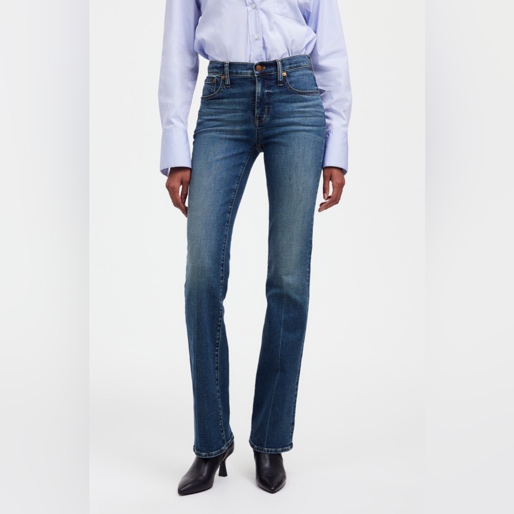 EUC Madewell Kick Out Full Length Jean Sz 24 tear near pocket sew or patch